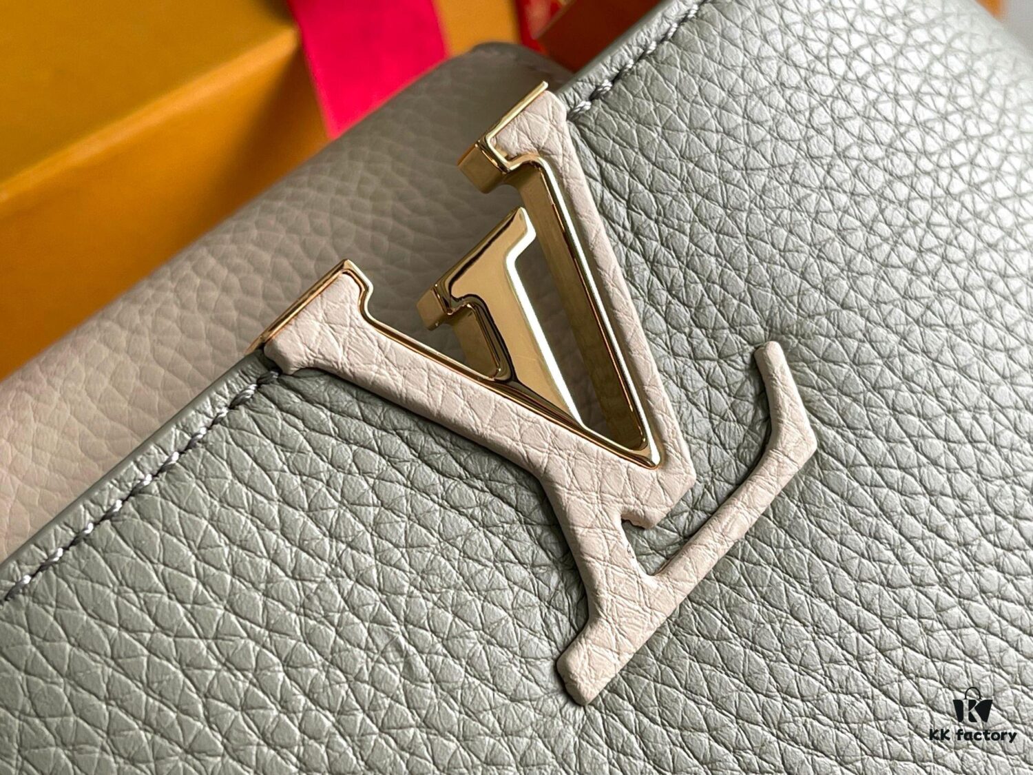 Grade A Full Set Packaging [Grade A Premium Original Factory Leather M24471 Mini Green with Beige Gold Upgraded Hardware] [Capucines Mini Handbag]