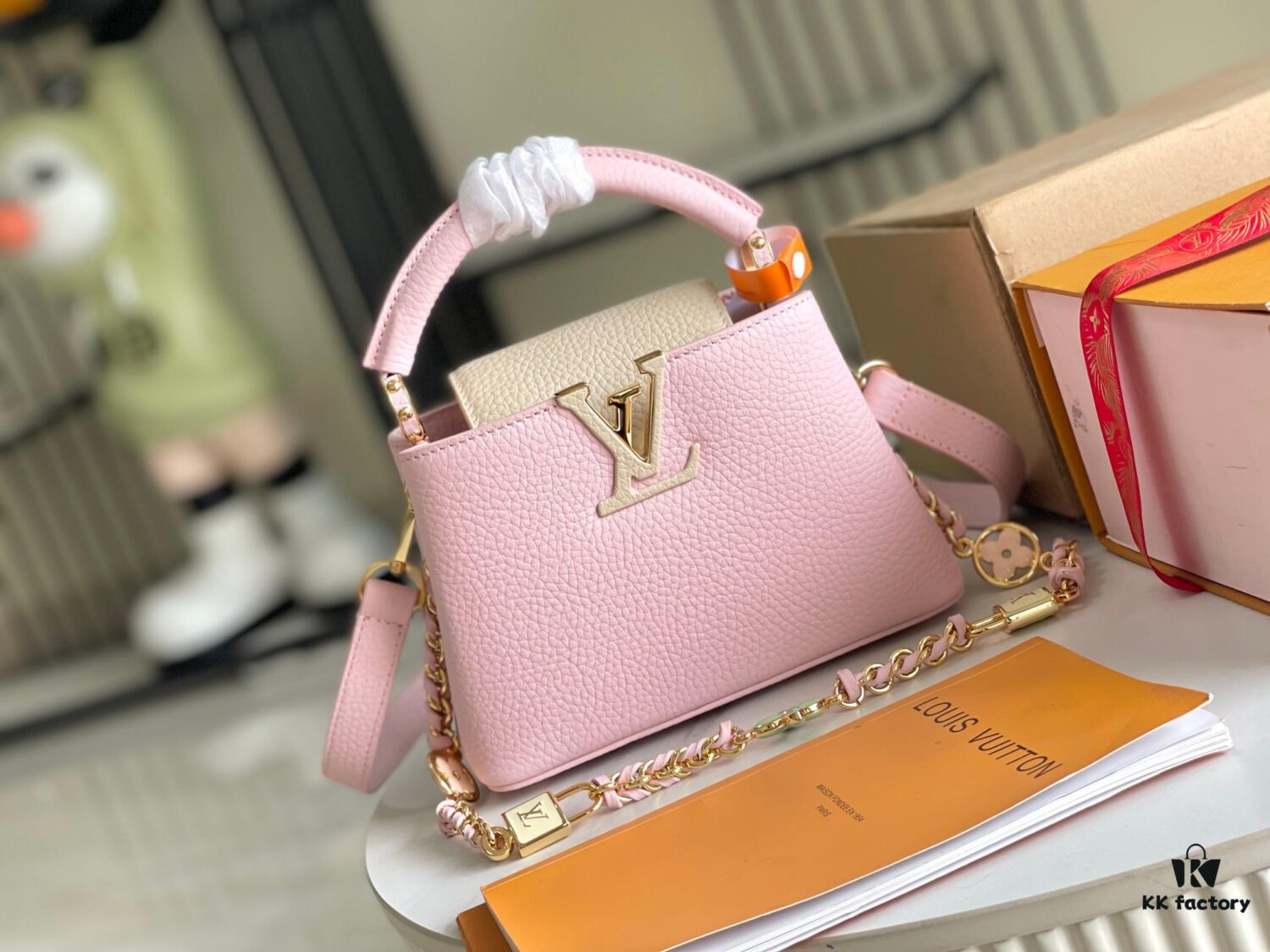 Supreme Grade Full Set Packaging 【Top Quality Original Factory Leather M23950💋 M23951 Pink with Beige Gold Upgraded Hardware】【Capucines Mini Handbag】