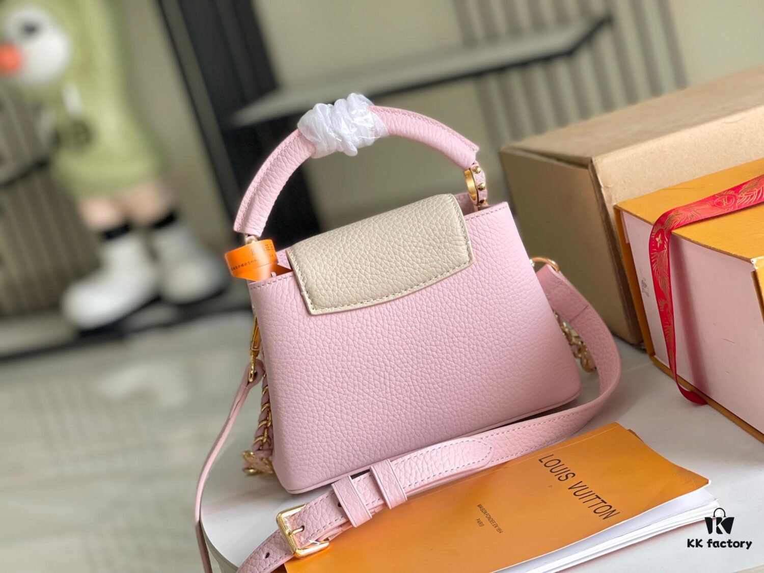 Supreme Grade Full Set Packaging 【Top Quality Original Factory Leather M23950💋 M23951 Pink with Beige Gold Upgraded Hardware】【Capucines Mini Handbag】