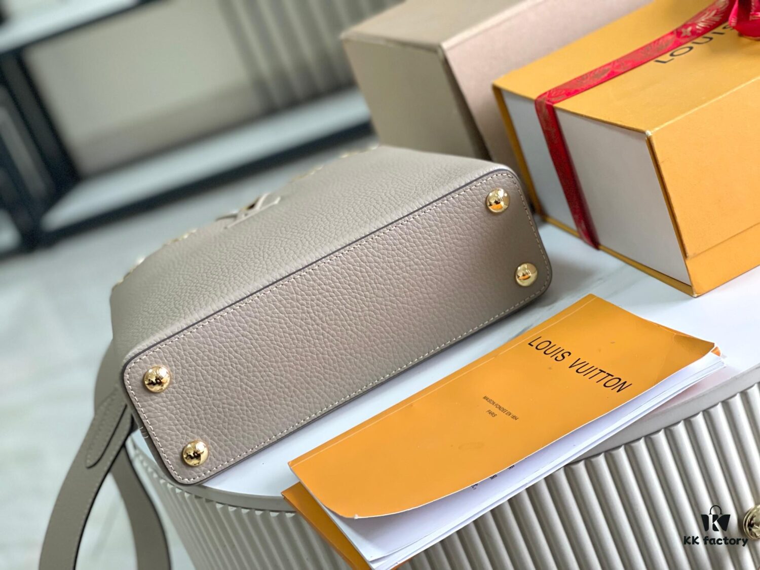 Top Grade Full Set Packaging 【Premium Original Factory Leather M24567💋 M23331 Elephant Gray Upgraded Hardware】 Capucines Small Handbag