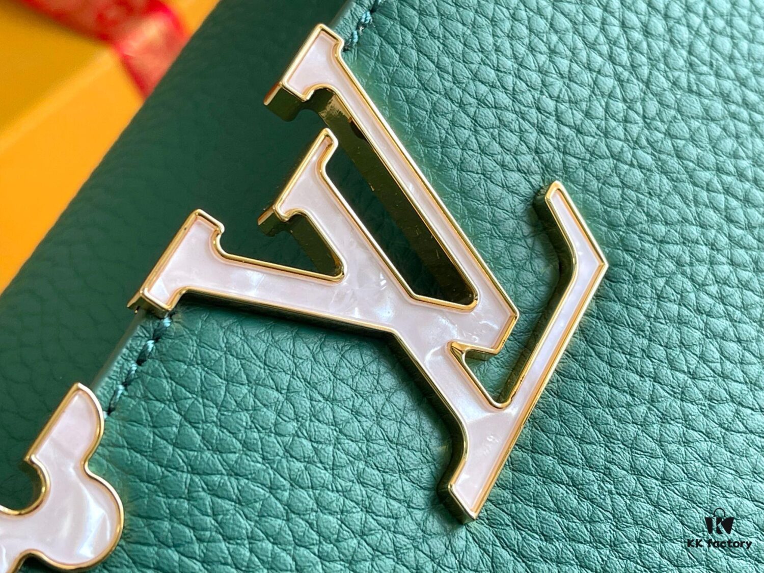 Supreme Grade Full Set Packaging [Premium Original Leather M23766 💋 M23331 Green Mother-of-Pearl Hardware] Capucines Mini Handbag