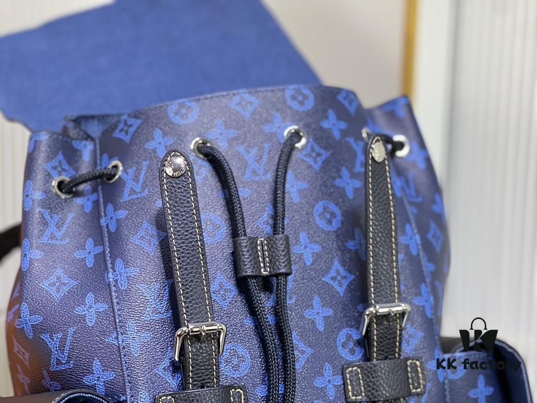 M46338 Christopher Medium Backpack