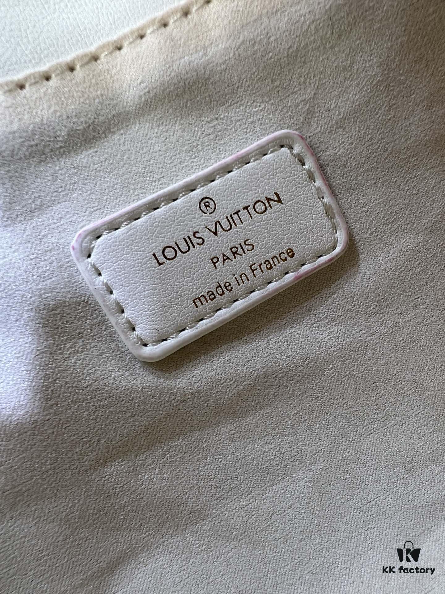 M23689 Nicolas Ghesquière GO-14 Medium Handbag