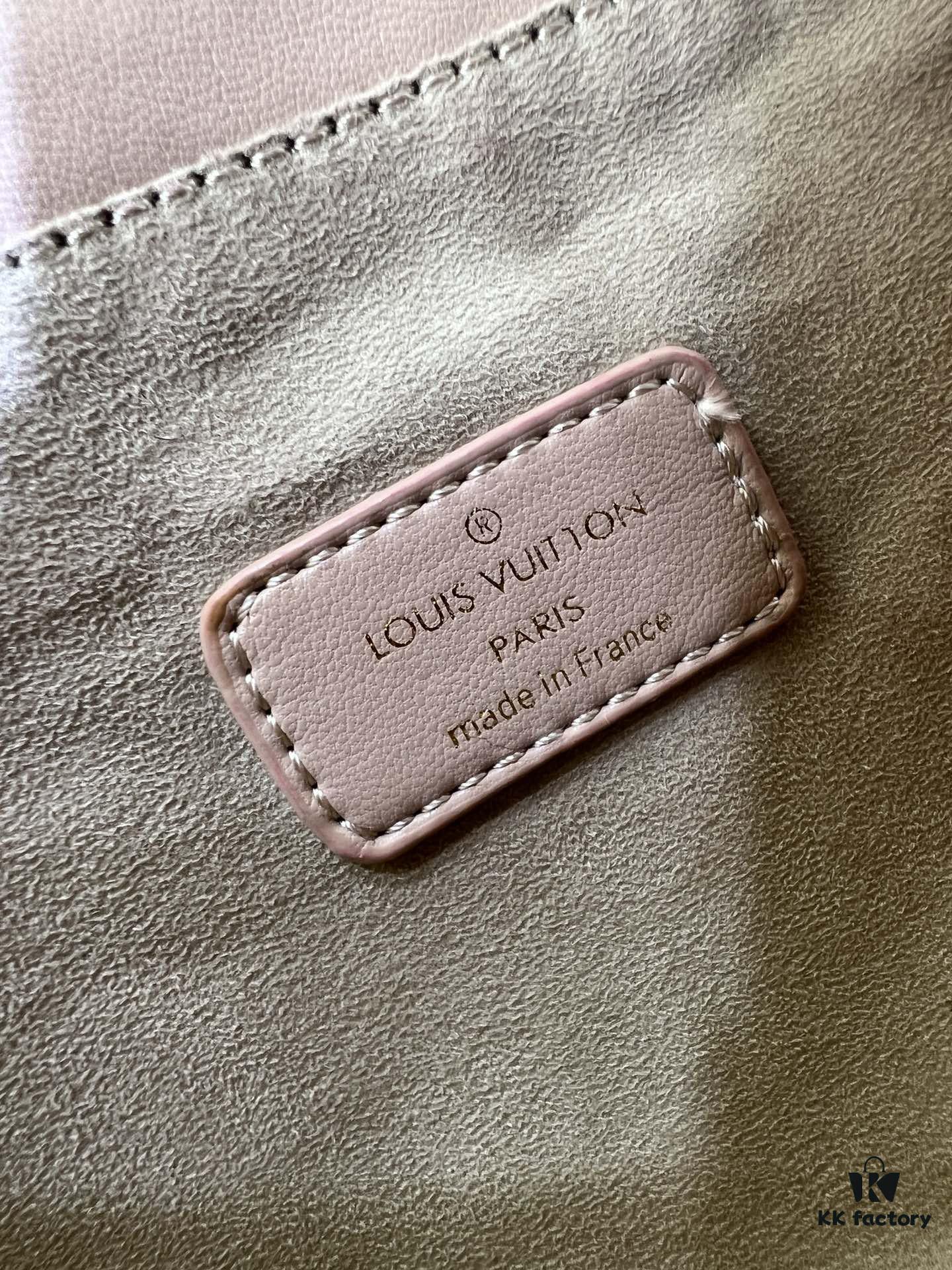 M23689 Nicolas Ghesquière GO-14 Medium Handbag