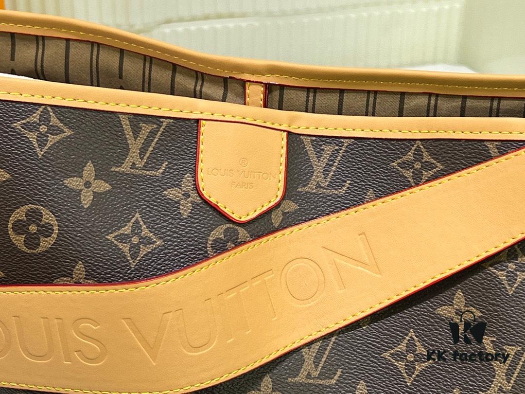 Large Size Upgraded Calfskin Maternal-Child Style LV Vintage Tote Bag M44945, Super Popular Influencer Item, Latest Spring Collection, Versatile Upgraded Shopping Tote