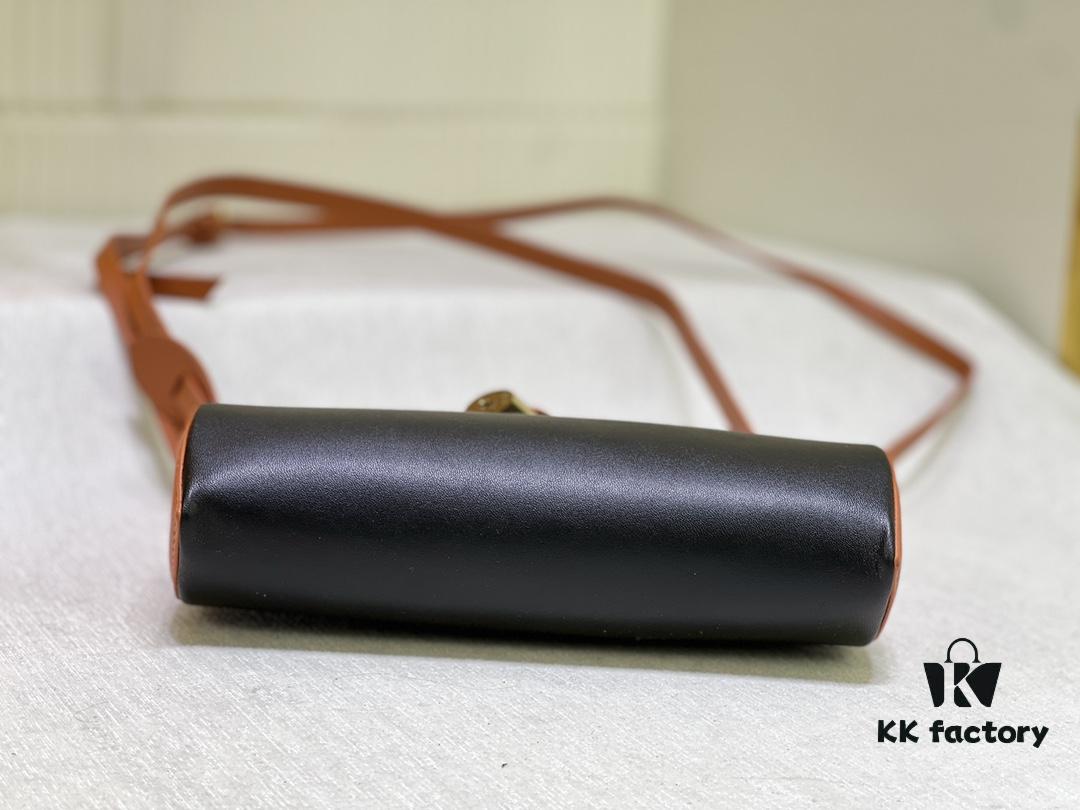 Upgraded Original M47123 Latest Runway Style LV Lock Clutch Bag