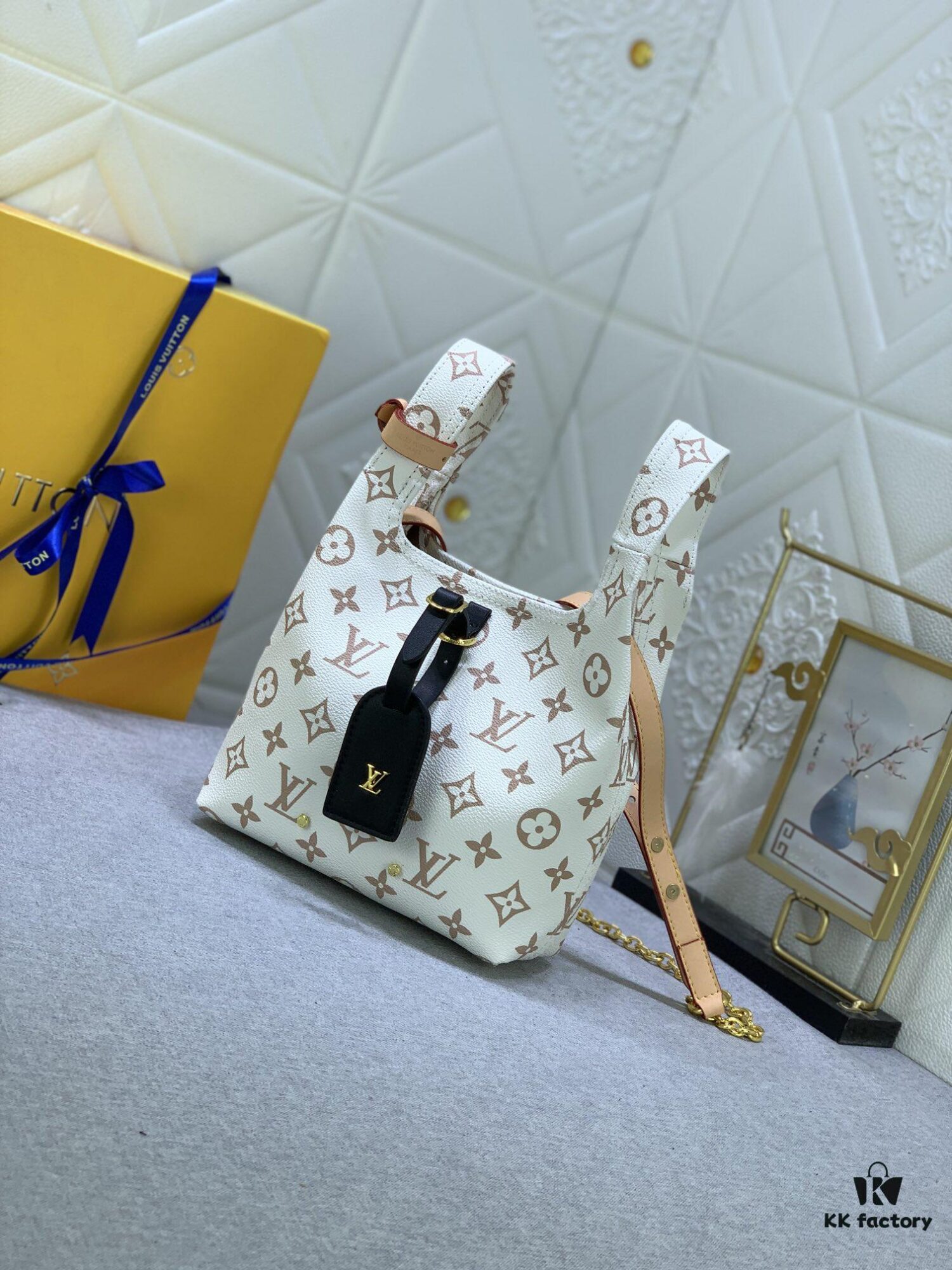 Upgraded Original M46816 Yellow Flower Vintage Atlantis BB Handbag