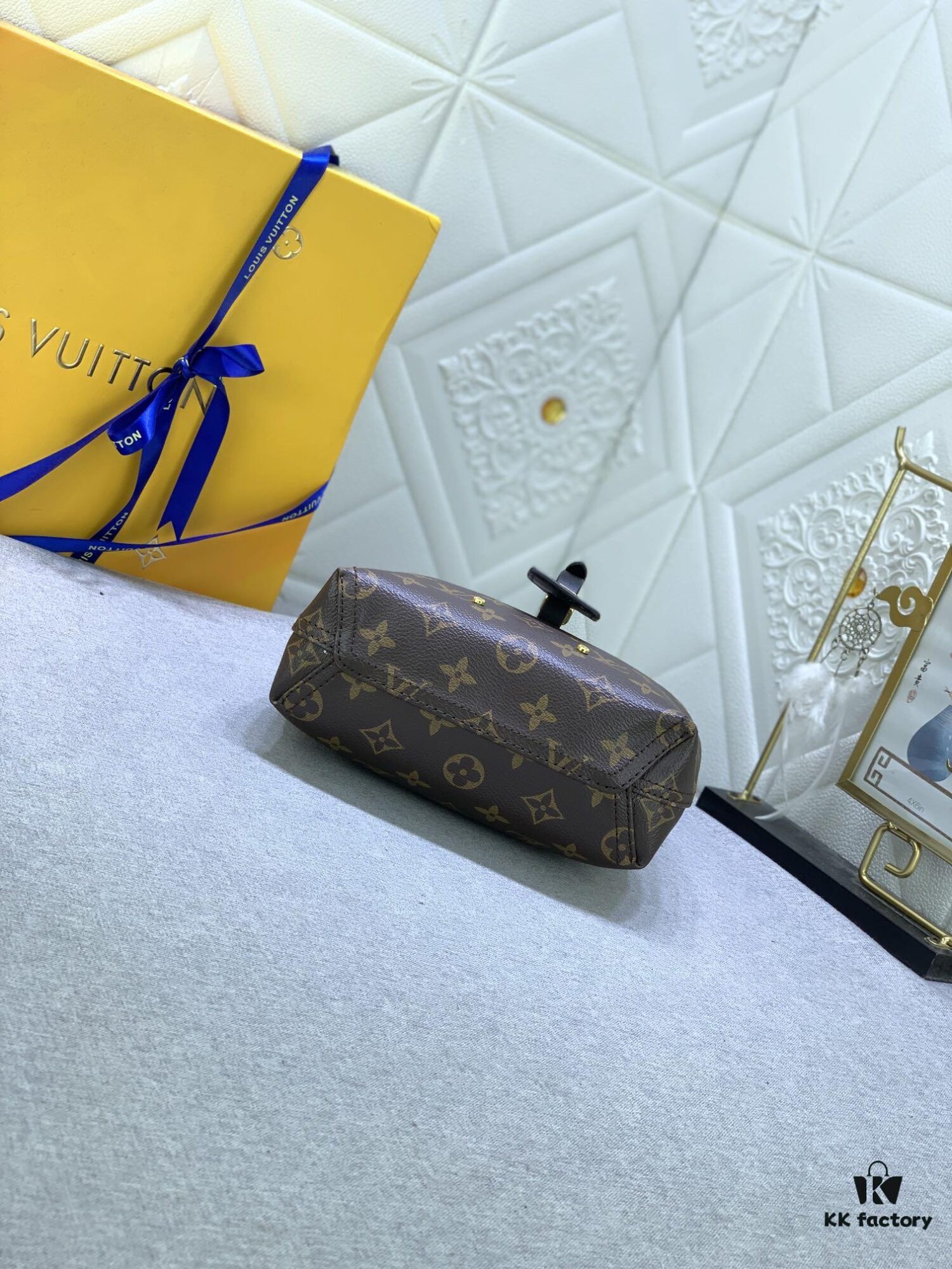 Upgraded Original M46816 Yellow Flower Vintage Atlantis BB Handbag