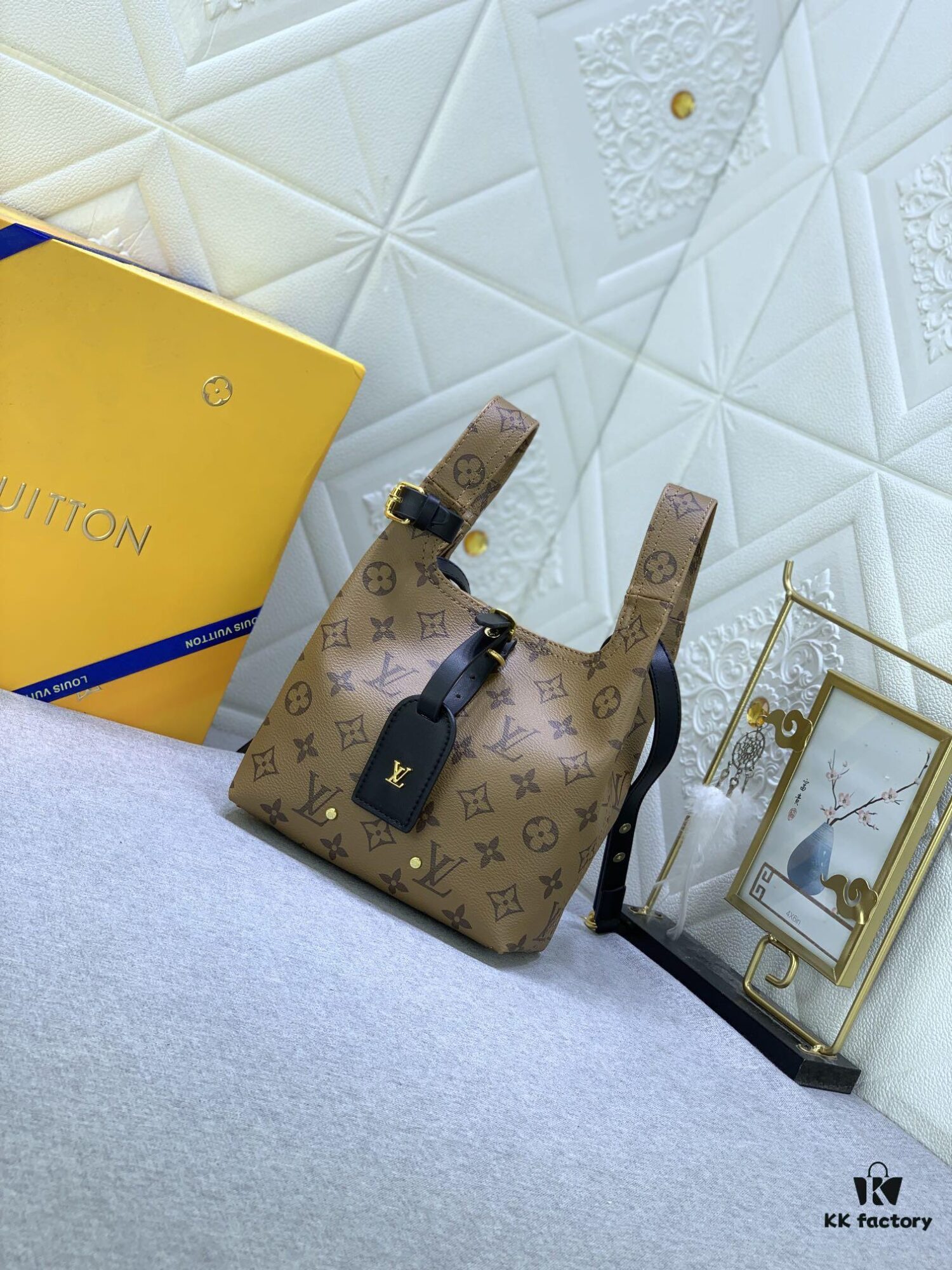 Upgraded Original M46816 Yellow Flower Vintage Atlantis BB Handbag