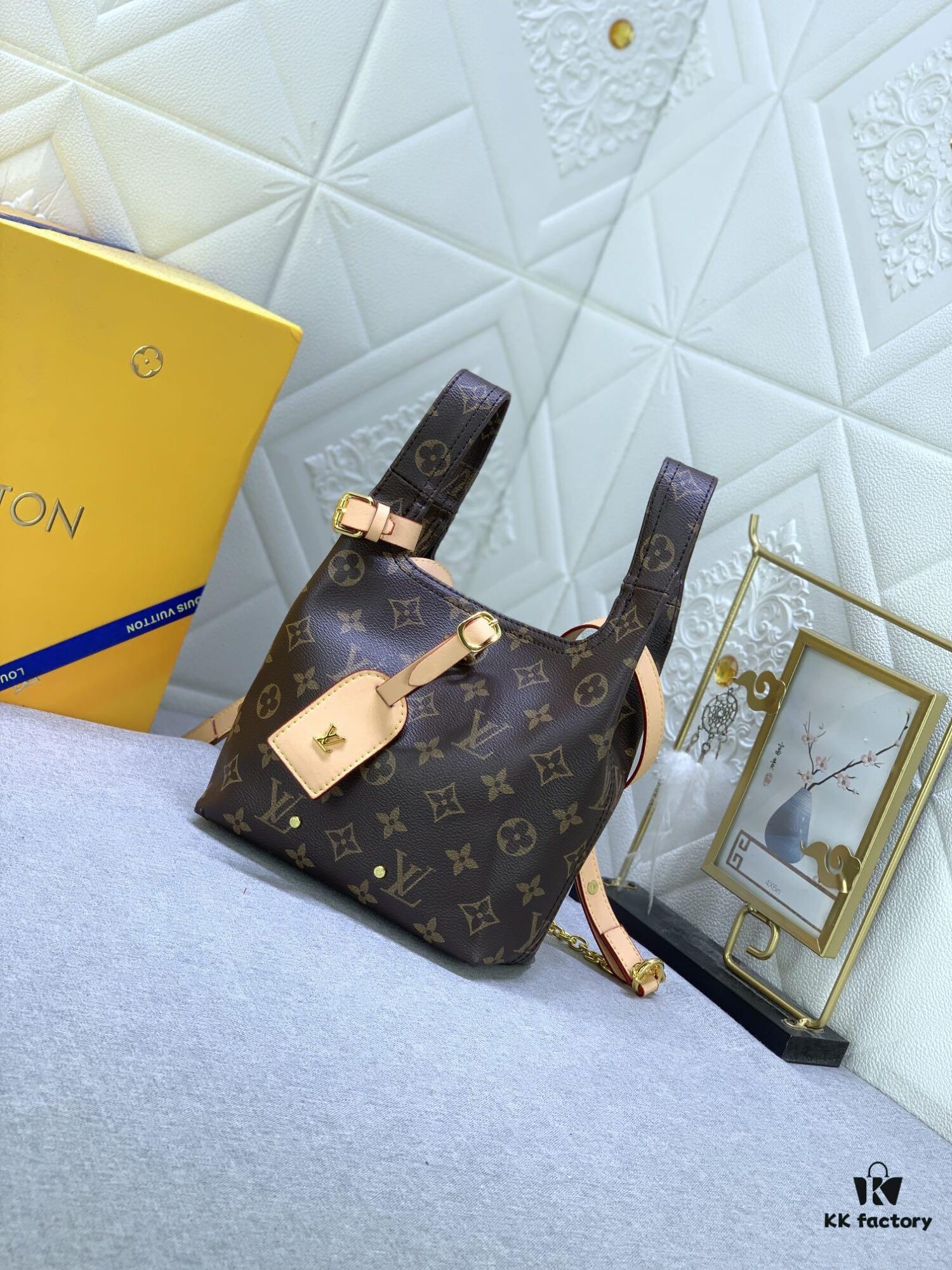 Upgraded Original M46816 Yellow Flower Vintage Atlantis BB Handbag