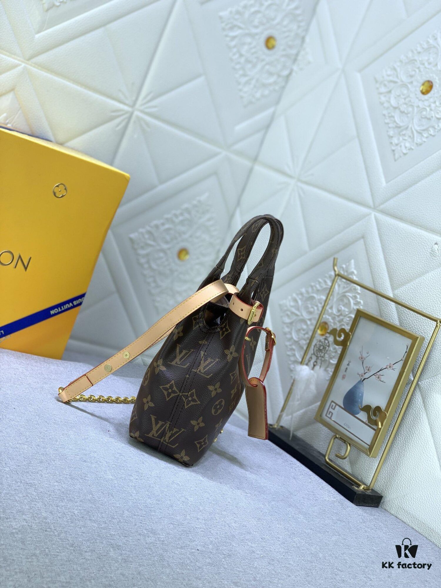 Upgraded Original M46816 Yellow Flower Vintage Atlantis BB Handbag