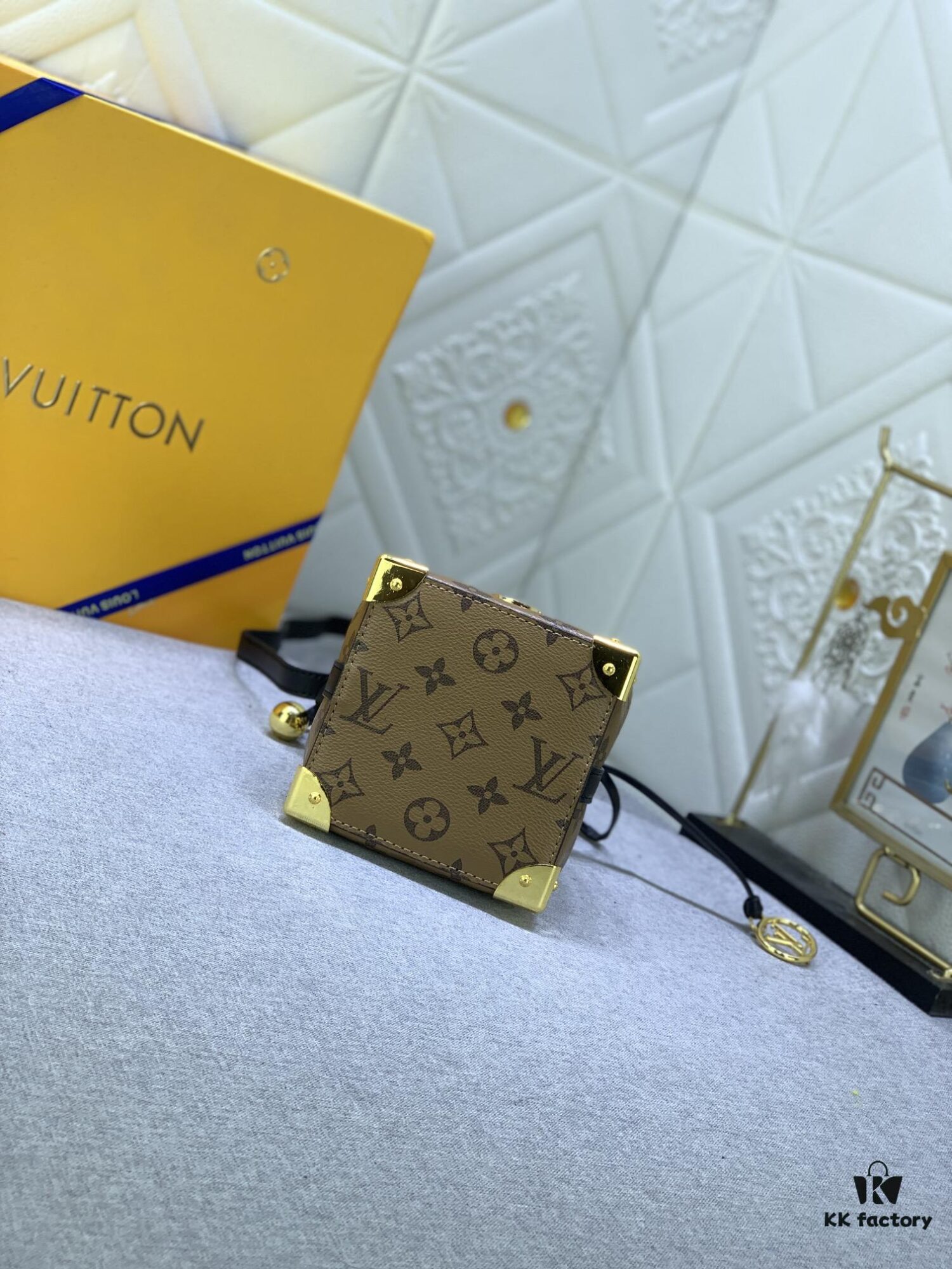 Upgraded Original M83227 White Color M82885 Mini Bucket Bag 'Shaomai' Series Online Only Handbag M82885 Yellow Flower (Shaomai Bag)