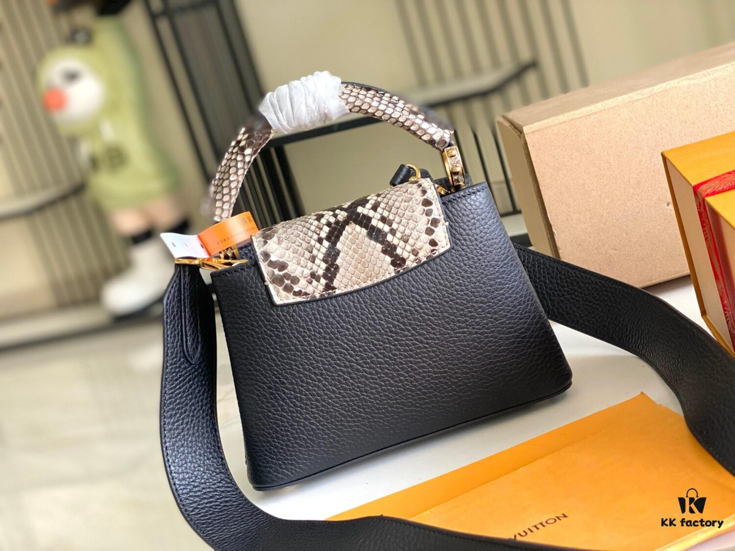 Top Grade Full Set Packaging 【Premium Original Factory Leather💋 M95509 Shiny Snake Skin, Black with Python Gold Clasp】 Mini Size