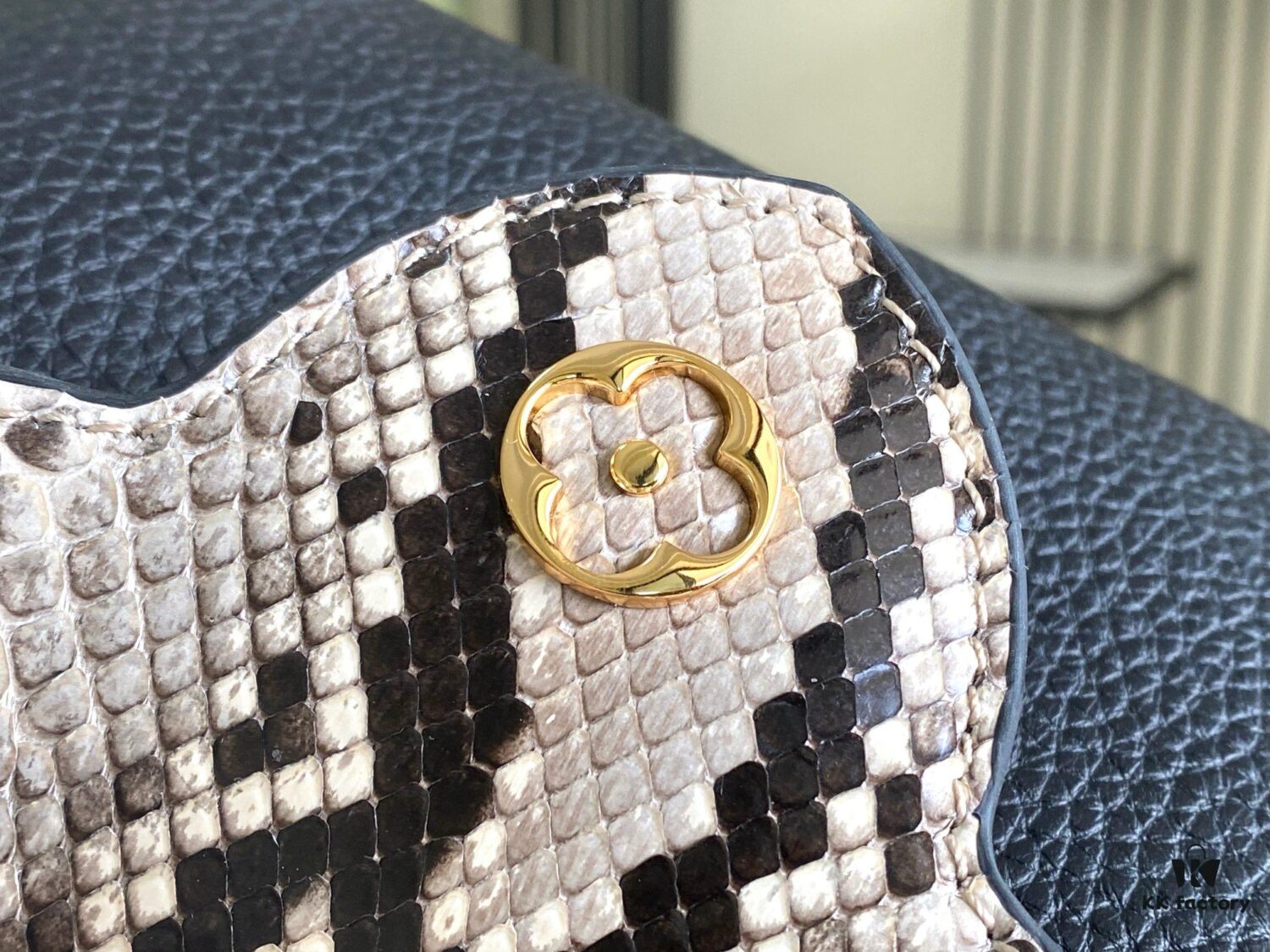 Top Grade Full Set Packaging 【Premium Original Factory Leather💋 M95509 Shiny Snake Skin, Black with Python Gold Clasp】 Mini Size