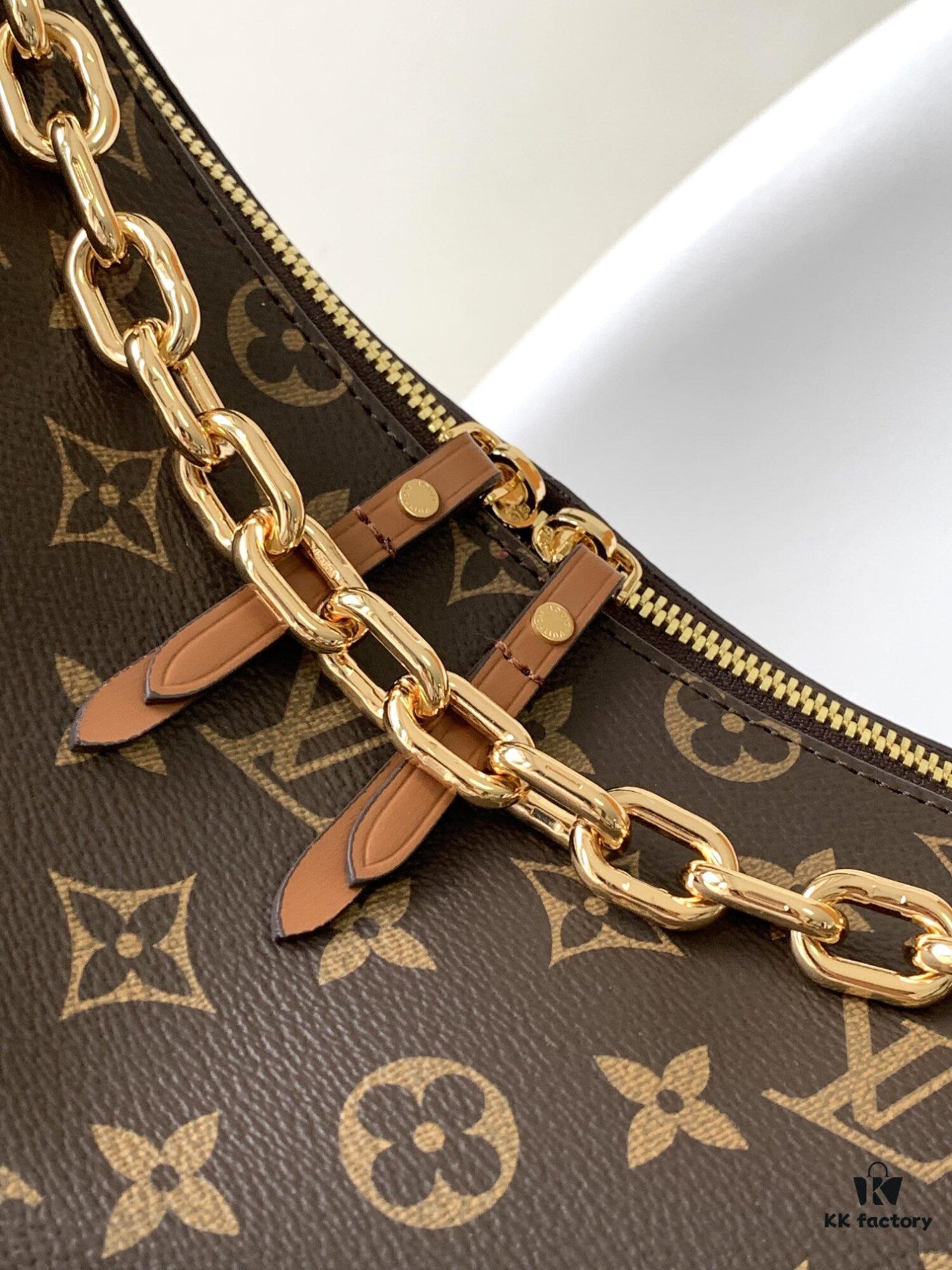Top Quality Replica 2022 Runway Latest M46311 Big Moon Bag Classic Monogram with Yellow Flower LV Marel Vintage Handbag