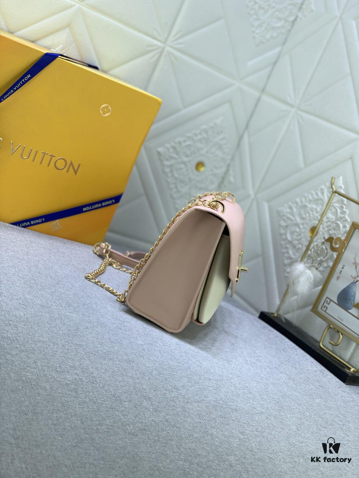 Upgraded Original Mylockme BB Bag in Black M51418, Black-White M82121, Gray M56137, Pink-White M21217, White-Pink M22190 – Top Quality Original Cut – Stylish Compact Size with Eye-Catching 'Backpack' Design