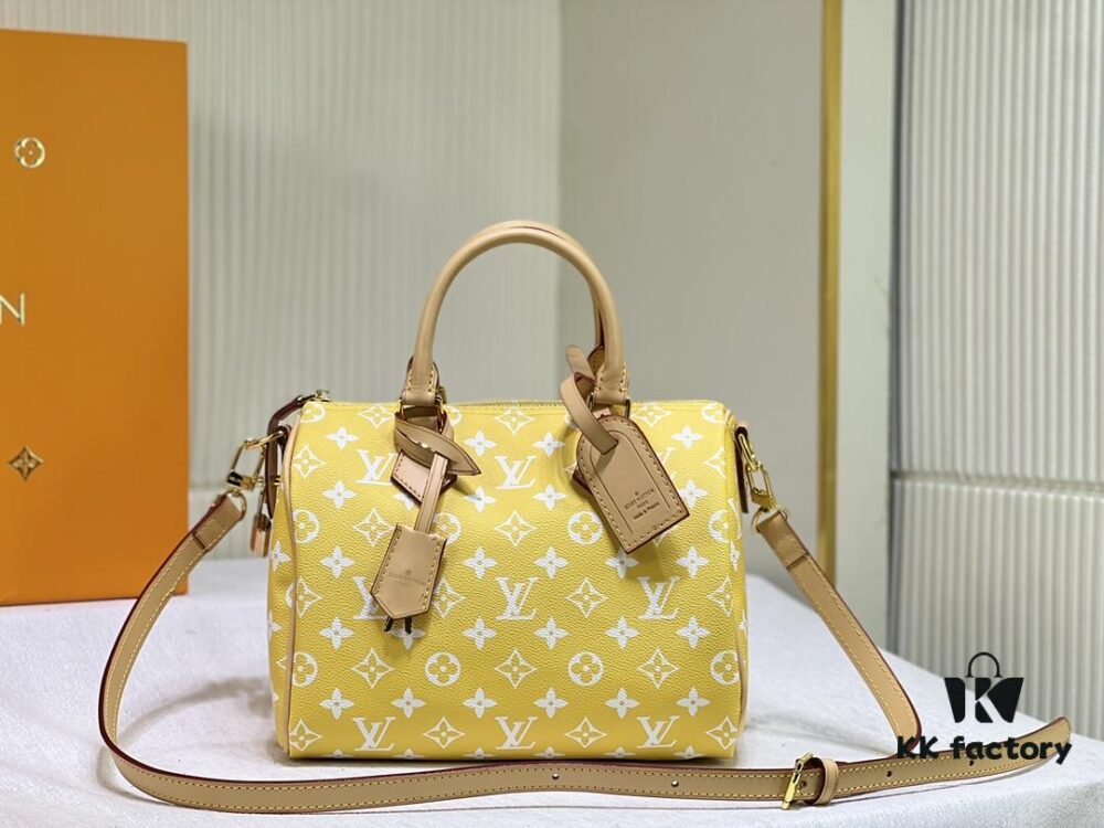 New LV 2024 Spring/Summer Non-Dong Design Speedy Safety Lock, Polished Heavy Carving, Metal Luggage Tag, Key Pendant with Dove Engraving, Italian Import Color-Changing Yellow Leather Trim Adjustable Shoulder Strap Lock