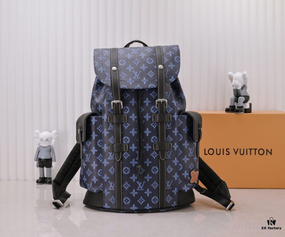 M46338 Christopher Medium Backpack