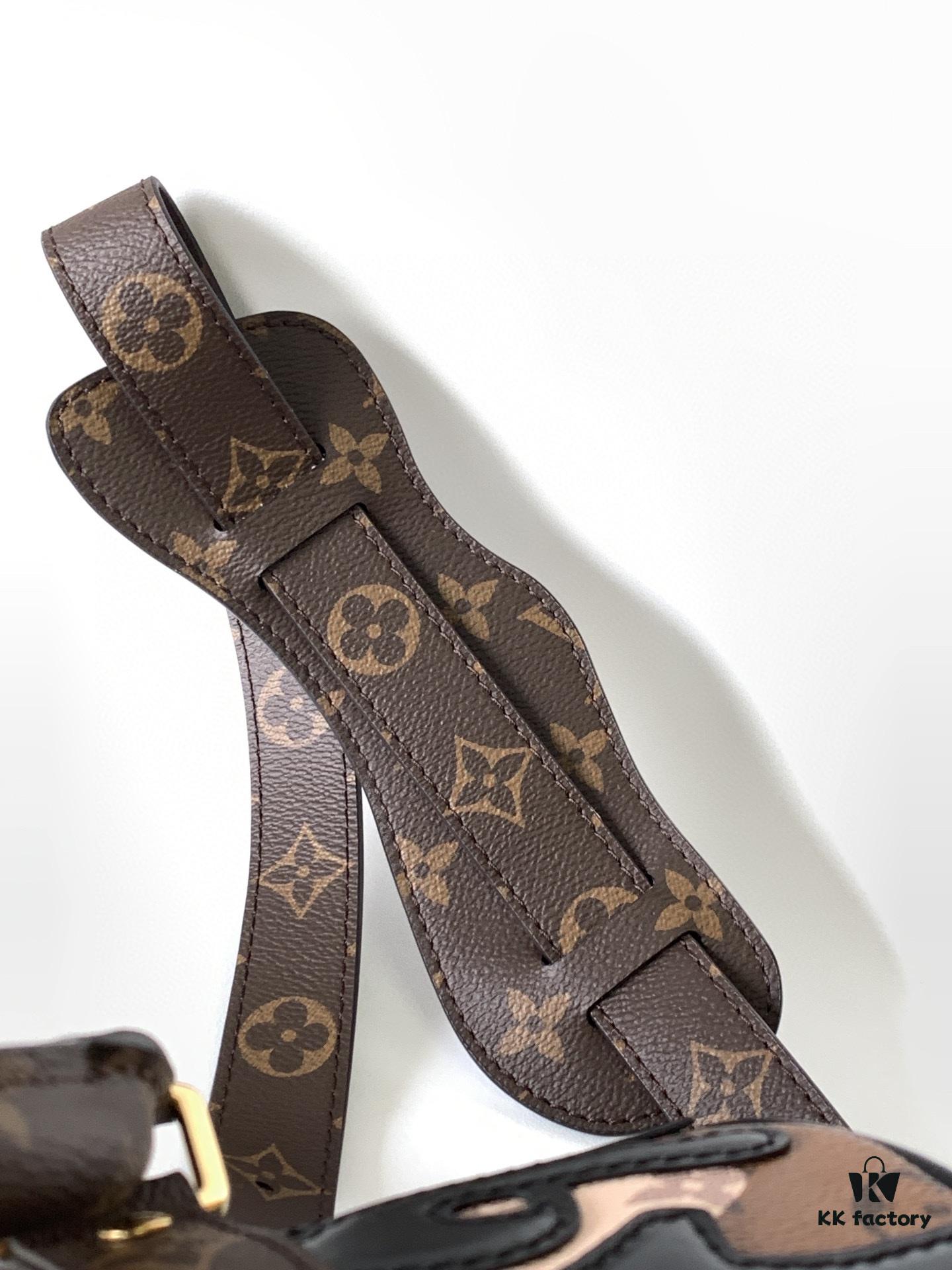 Keepall Bandoulière 25 Bag from LV Portrait Collection with M46678 Eyes and M46701 White Flowers, Exclusive Original Stock