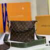M40728 Color-Changing Leather LV Monogram Speedy Crossbody Bag
