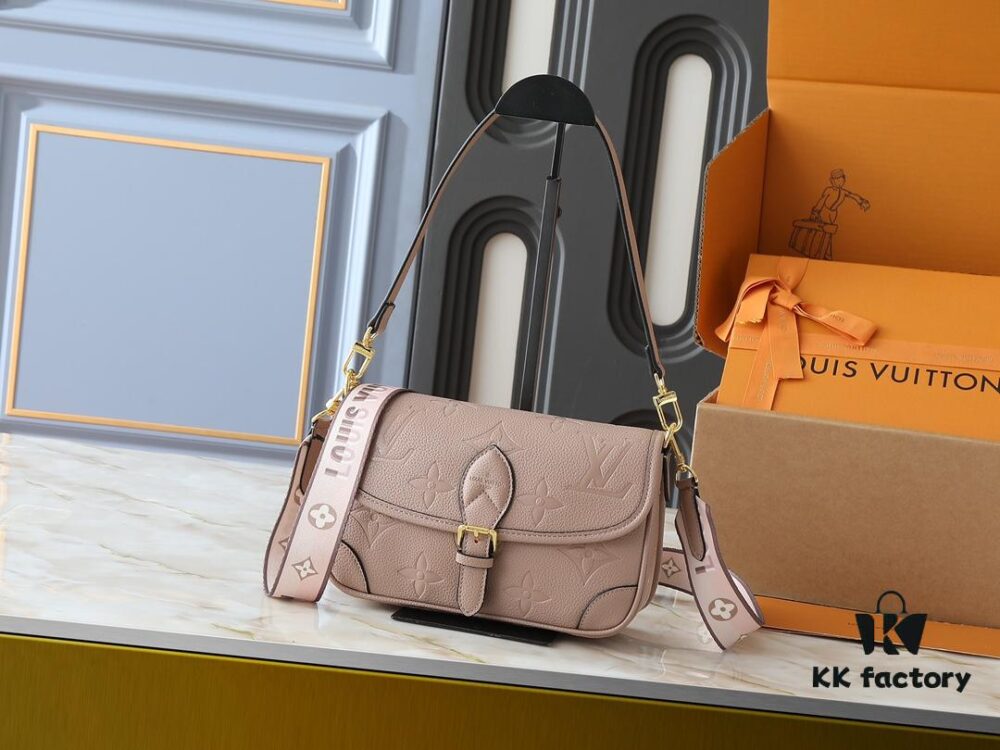 Upgraded Original M46583 M46584 M46386 M46388 M45985 Full Leather Baguette Bag Series New Diane Handbag