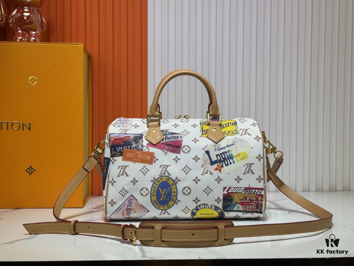 M14587 Speedy Soft 30 Handbag