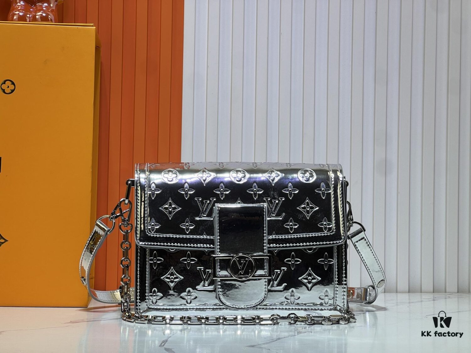 Daphne Gold Silver 💥 Louis Vuitton 2025 Spring/Summer Collection Messenger Bag M43599/44391/44580 Latest Version Métis Mini Handbag