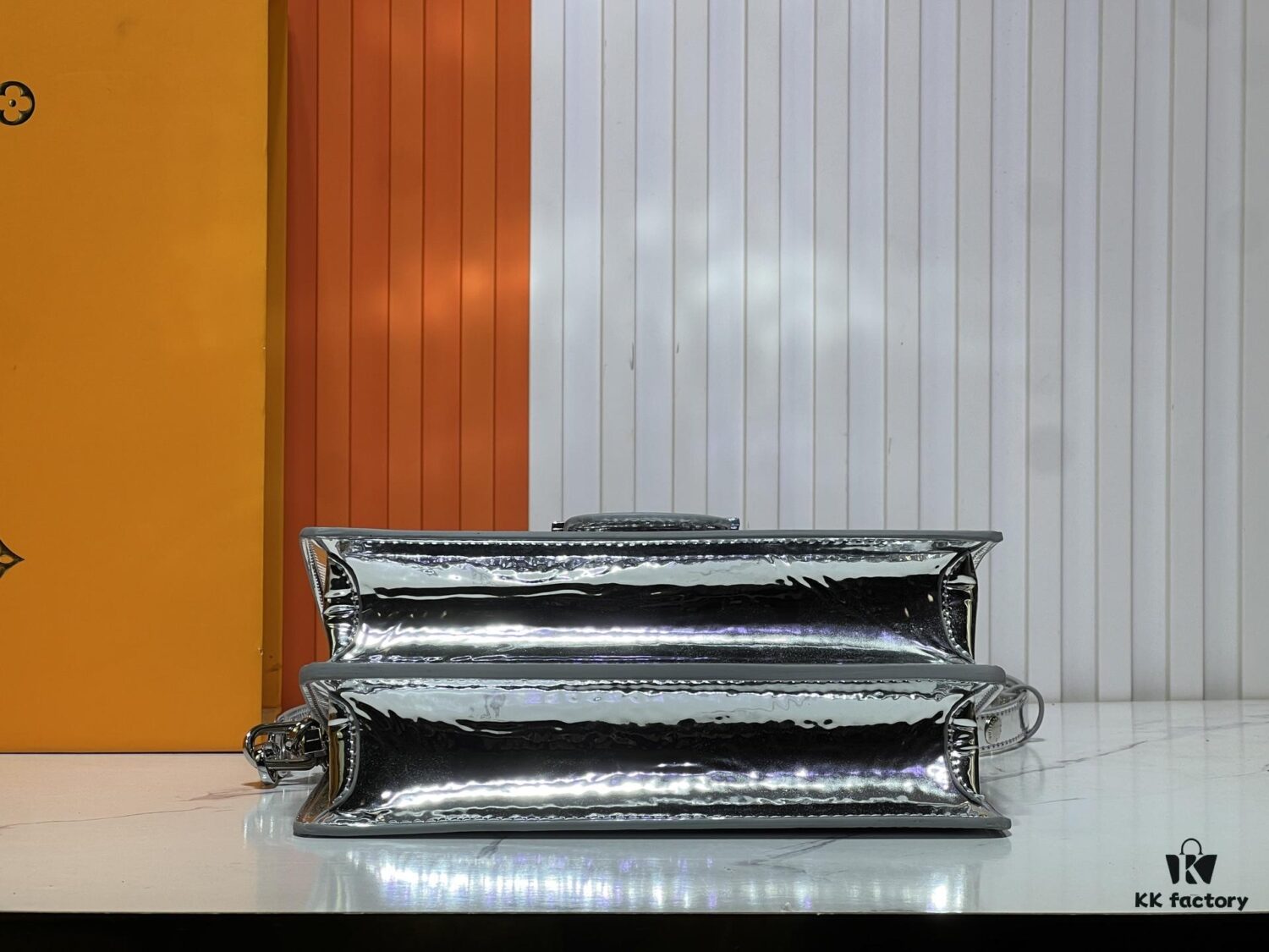 Daphne Gold Silver 💥 Louis Vuitton 2025 Spring/Summer Collection Messenger Bag M43599/44391/44580 Latest Version Métis Mini Handbag