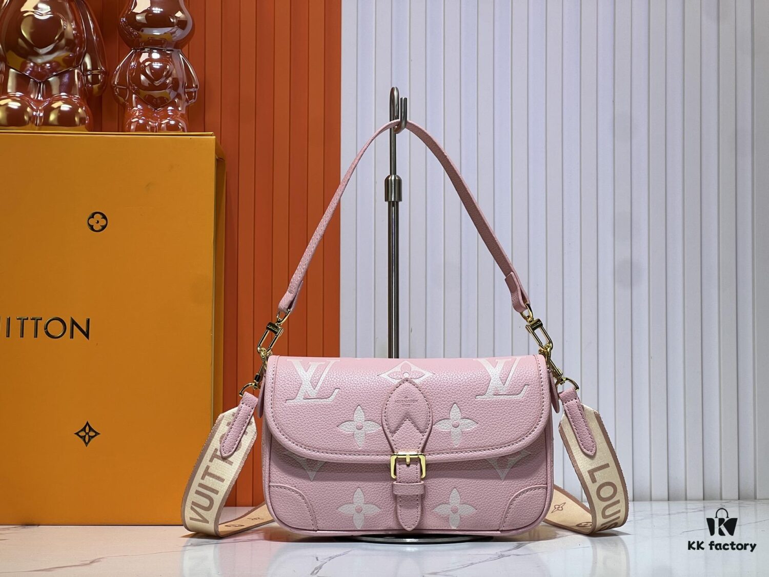 Exclusive Real Shot - Upgraded Version ‼️ M46386 Black M46388 White M45985 Full Leather Baguette Bag Series New Diane Handbag