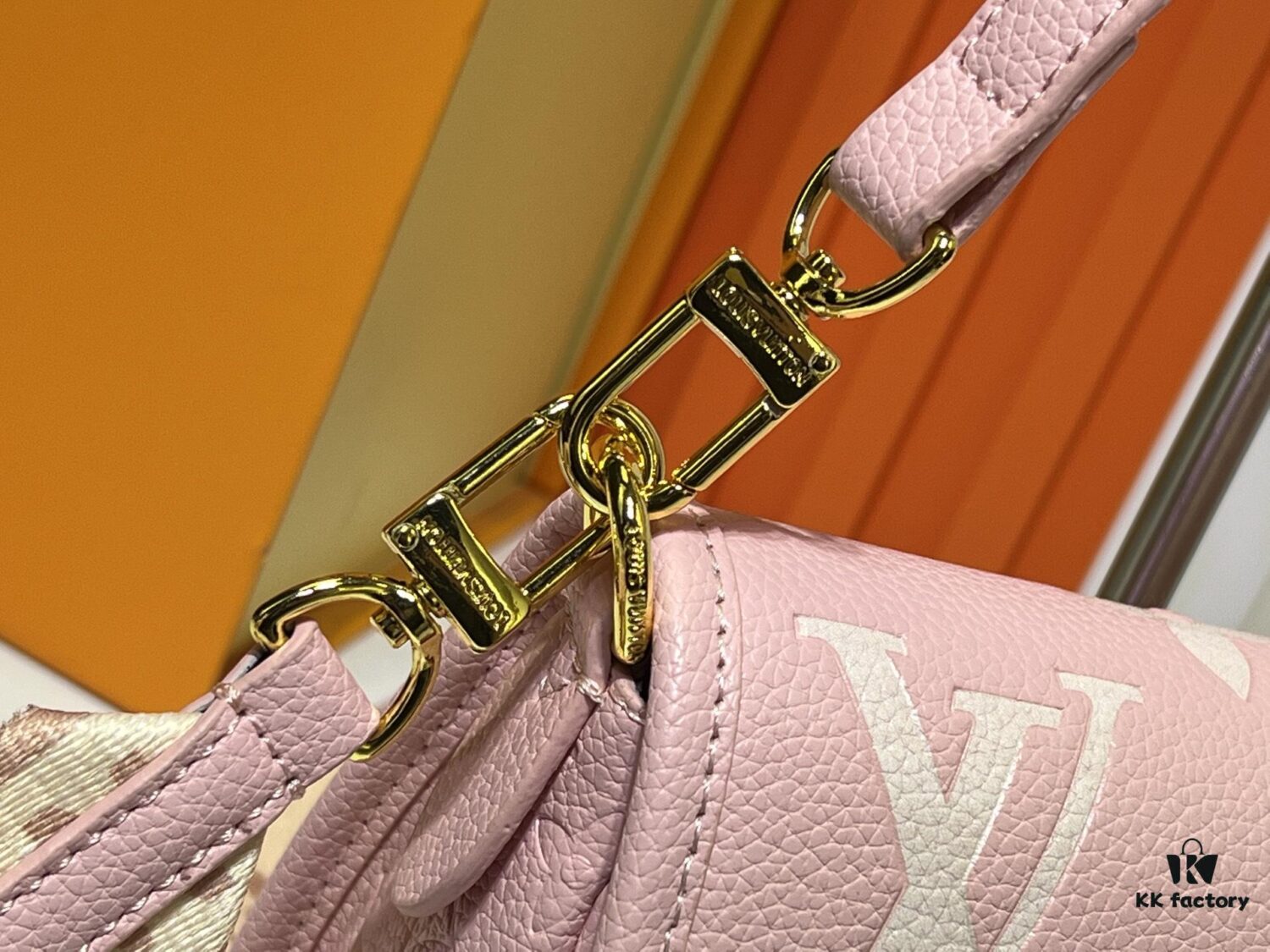 Exclusive Real Shot - Upgraded Version ‼️ M46386 Black M46388 White M45985 Full Leather Baguette Bag Series New Diane Handbag