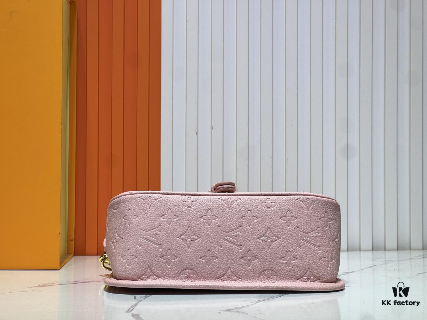 Exclusive Real Shot - Upgraded Version ‼️ M46386 Black M46388 White M45985 Full Leather Baguette Bag Series New Diane Handbag