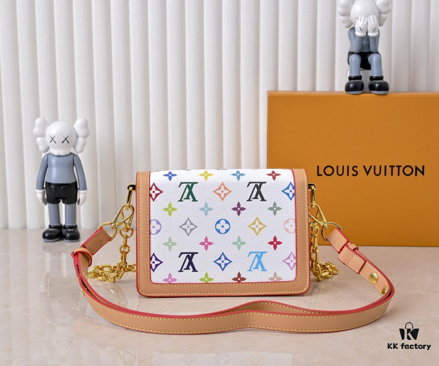 Takashi Murakami White Tricolor Daphne Upgraded Version 💥 Louis Vuitton 2025 Spring Collection Messenger Bag M43599 / 44391 / 44580 Colorway Latest Release Métis