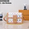 Takashi Murakami White Tricolor Daphne Upgraded Version 💥 Louis Vuitton 2025 Spring Collection Messenger Bag M43599 / 44391 / 44580 Latest Release Métis Mini Handbag