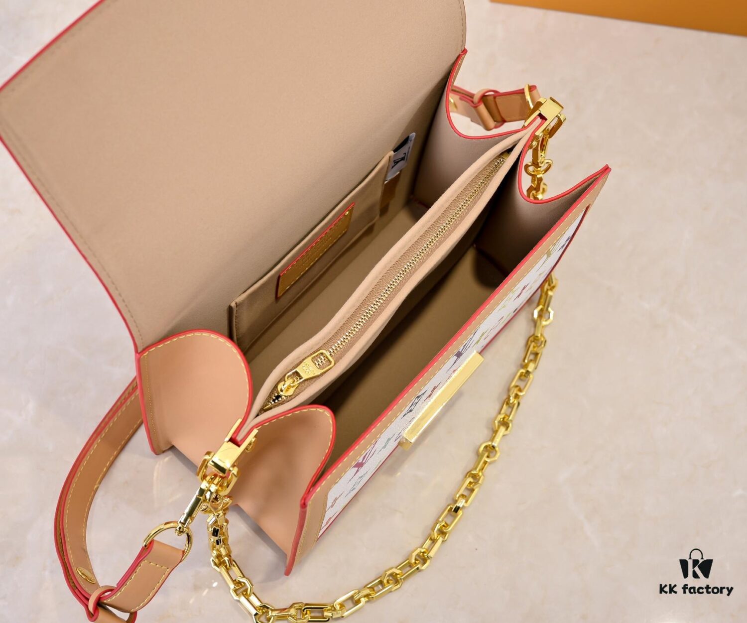 Takashi Murakami White Tricolor Daphne Upgraded Version 💥 Louis Vuitton 2025 Spring Collection Messenger Bag M43599 / 44391 / 44580 Latest Release Métis Mini Handbag