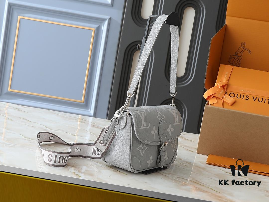 Upgraded Original M14214 M46583 M46584 M46386 M46388 M45985 Full Leather Baguette Bag Series New Diane Handbag