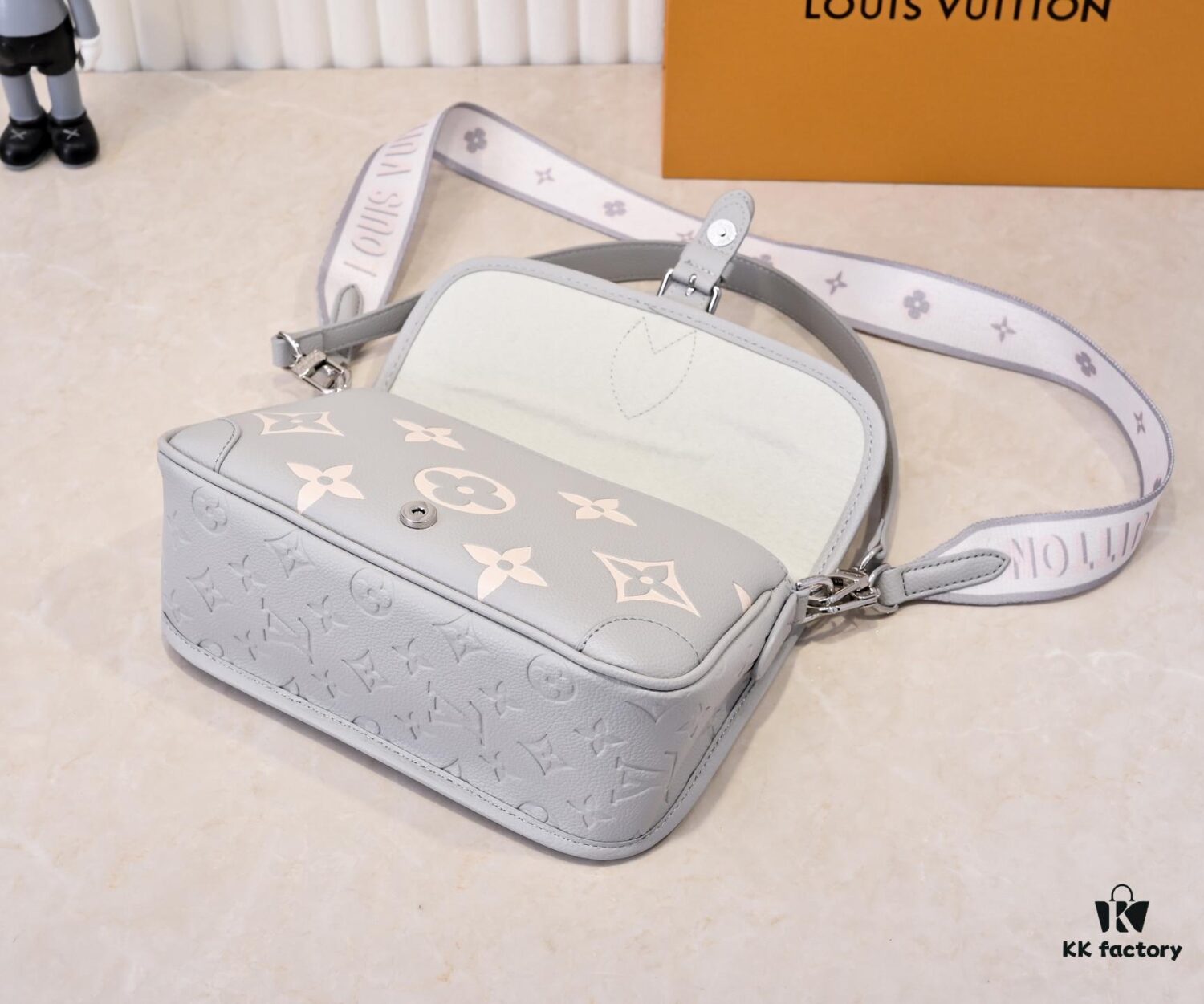 Exclusive Real Shot - Upgraded Version ‼️ M46386 Black M46388 White M45985 Full Leather Baguette Bag Series New Diane Handbag