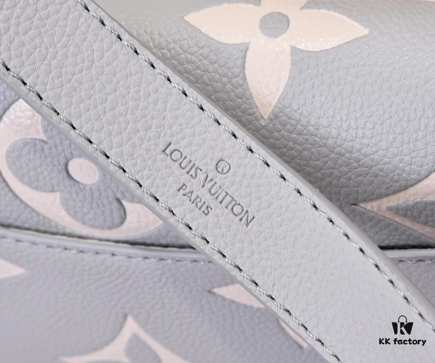 Exclusive Real Shot - Upgraded Version ‼️ M46386 Black M46388 White M45985 Full Leather Baguette Bag Series New Diane Handbag