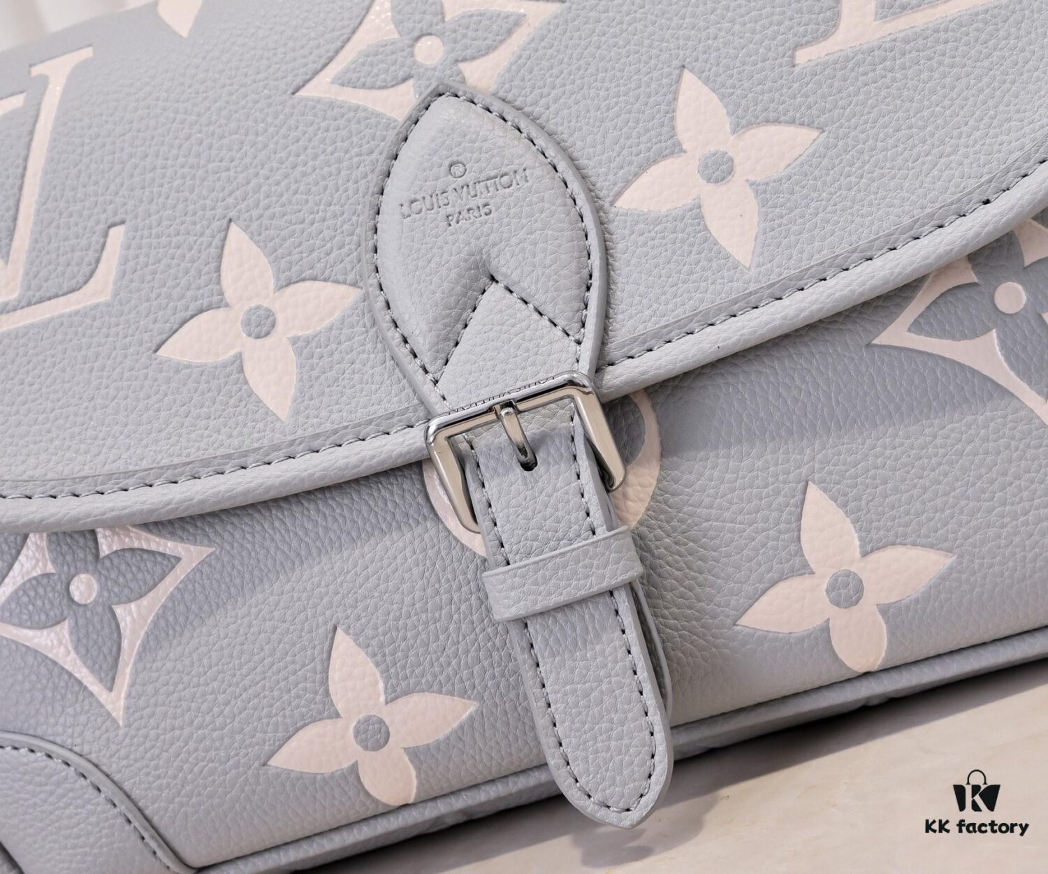 Exclusive Real Shot - Upgraded Version ‼️ M46386 Black M46388 White M45985 Full Leather Baguette Bag Series New Diane Handbag