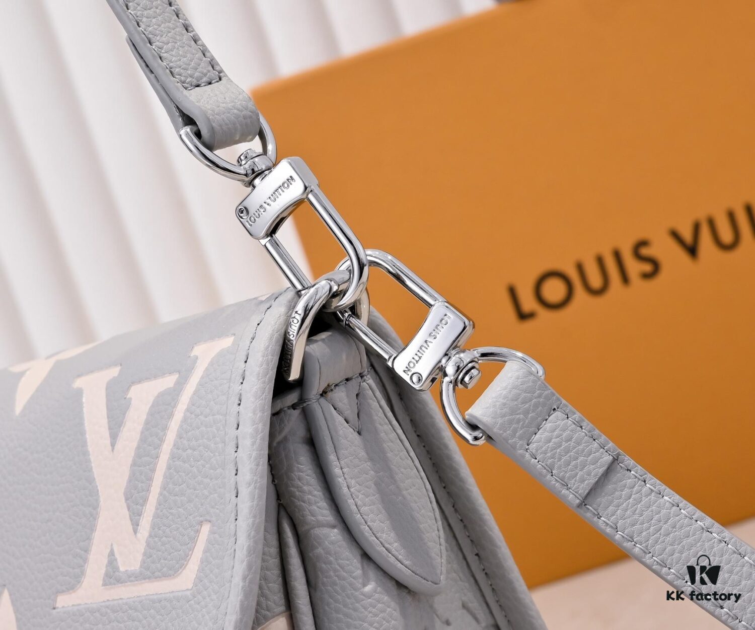 Exclusive Real Shot - Upgraded Version ‼️ M46386 Black M46388 White M45985 Full Leather Baguette Bag Series New Diane Handbag