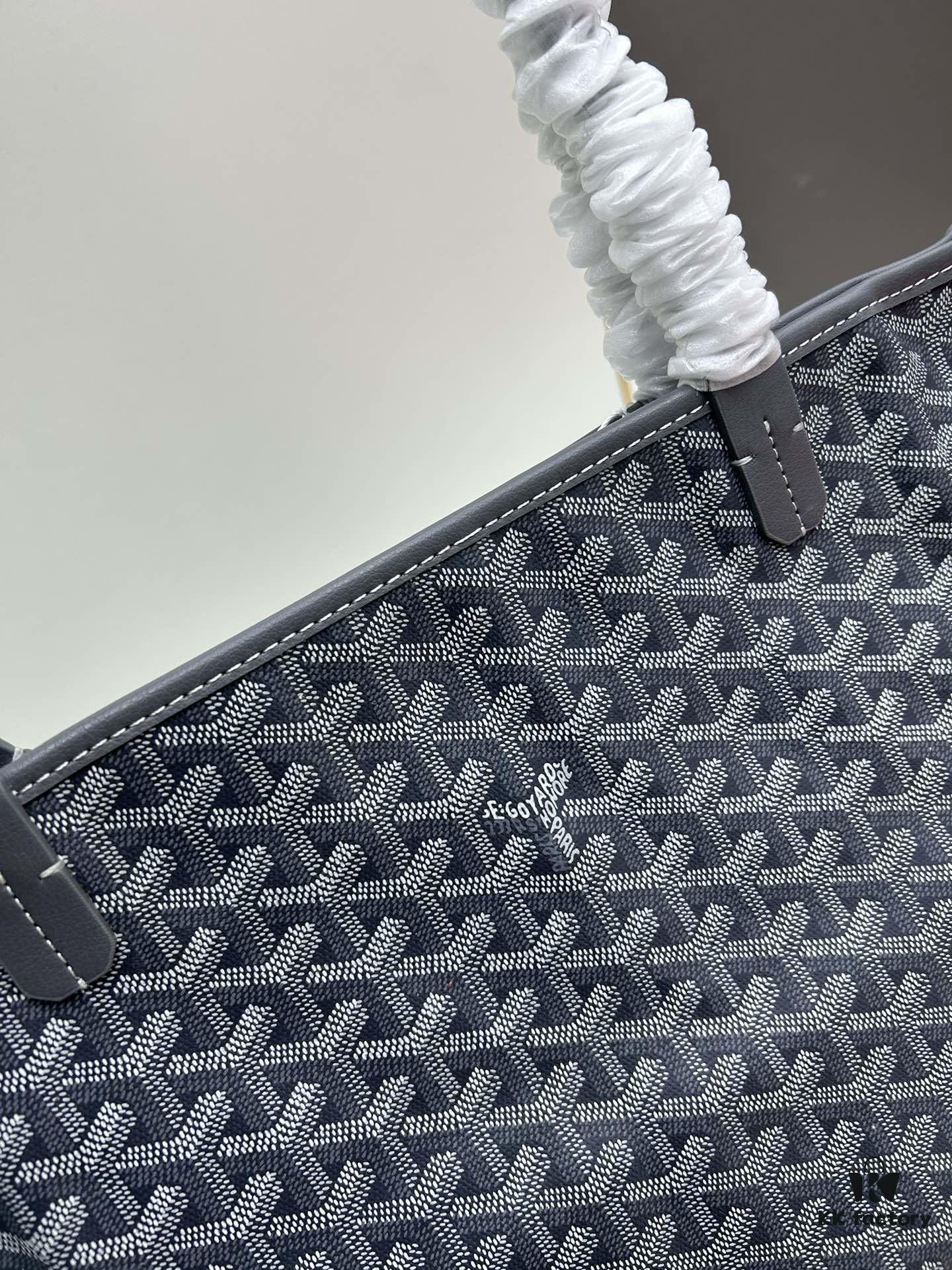 Medium Artois Zippered Tote Bag