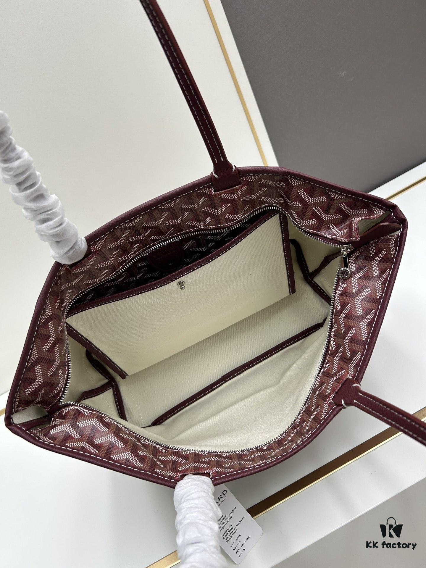 69306bbb6e68136f4d9a515b Small Artois Small Bag (Zippered Tote) – a tribute to the iconic Saint Louis bag, featuring a structured design with enhanced security and privacy through leather corner guards and a zip closure. It includes a removable interior pouch for organizing your belongings. The Artois Small Bag has longer handles than the Saint Louis Small Bag, offering easier carrying.