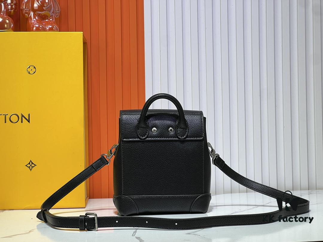 Upgraded Model: M11630 Steamer 15 Handbag