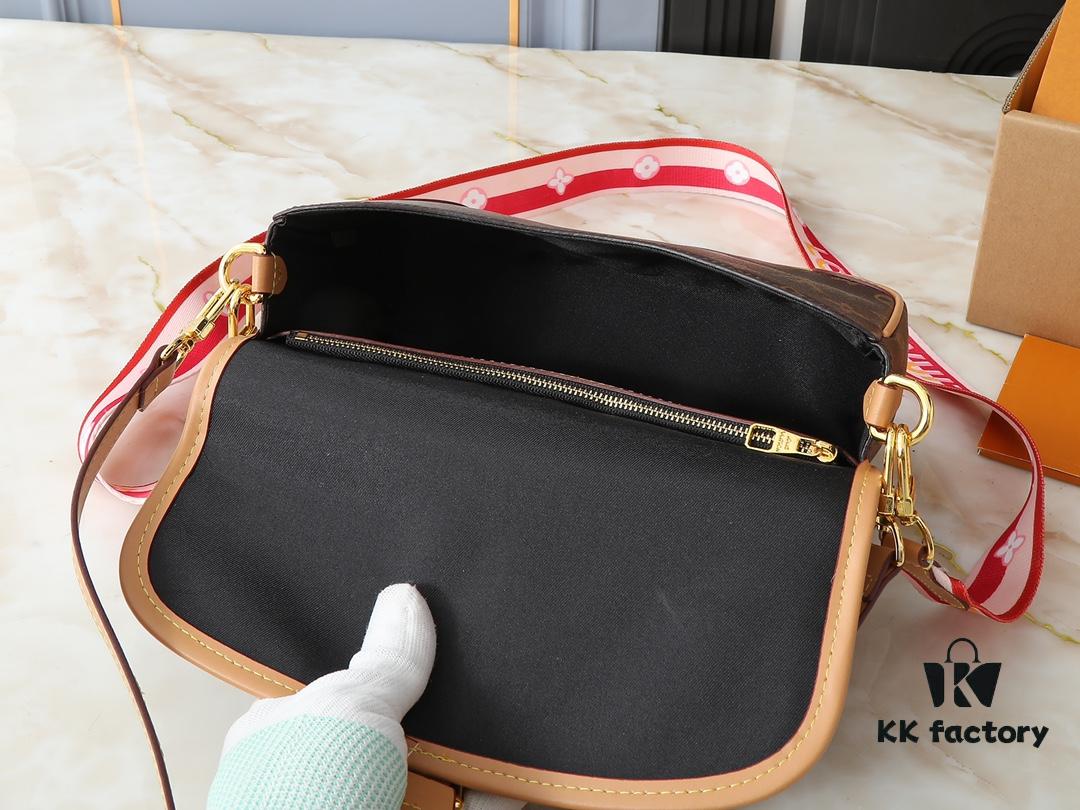 Upgraded Original M46583 M46584 M46386 M46388 M45985 Full Leather Baguette Bag Series New Diane Handbag