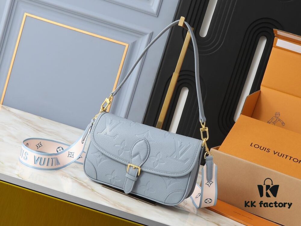 Upgraded Original M46583 M46584 M46386 M46388 M45985 Full Leather Baguette Bag Series New Diane Handbag