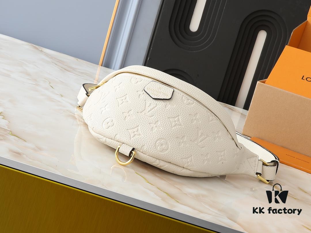 Upgraded Original M44812 M44836 M43644 Louis Vuitton New Arrival BUMBAG Chest Bag, Patterned Design Can Be Used as Waist Bag, Shoulder Bag or Crossbody – Multiple Carrying Styles, Soft Monogram Fabric with Adorable Appliqué Details Adds a Touch of Trendy Casual Flair to Sporty Outfits