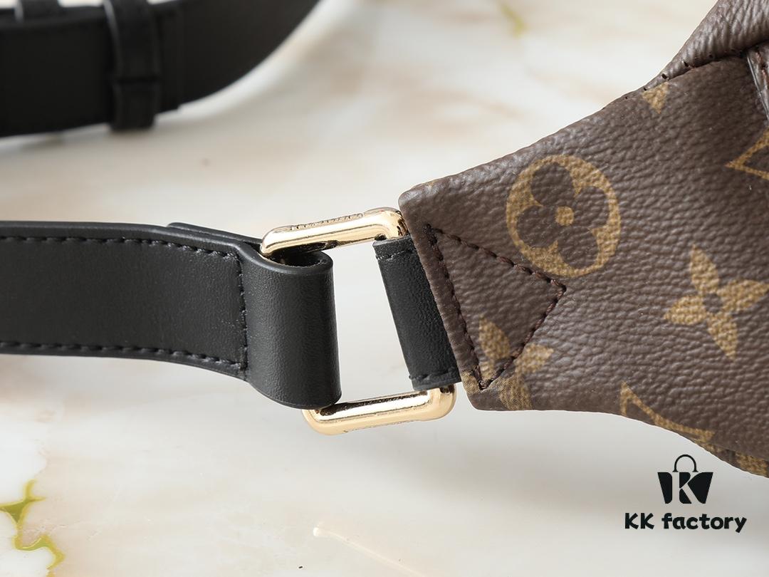 Upgraded Original M44812 M44836 M43644 Louis Vuitton New Arrival BUMBAG Chest Bag, Patterned Design Can Be Used as Waist Bag, Shoulder Bag or Crossbody – Multiple Carrying Options, Soft Monogram Fabric with Adorable Appliqué Details Adds a Touch of Trendy Casual Style to Sporty Outfits