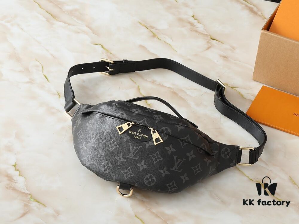 Upgraded Original M44812 M44836 M43644 Louis Vuitton New Arrival BUMBAG Chest Bag, Patterned Design Can Be Used as Waist Bag, Shoulder Bag or Crossbody – Multiple Carrying Options, Soft Monogram Fabric with Adorable Appliqué Details Adds a Touch of Trendy Casual Charm to Sporty Outfits