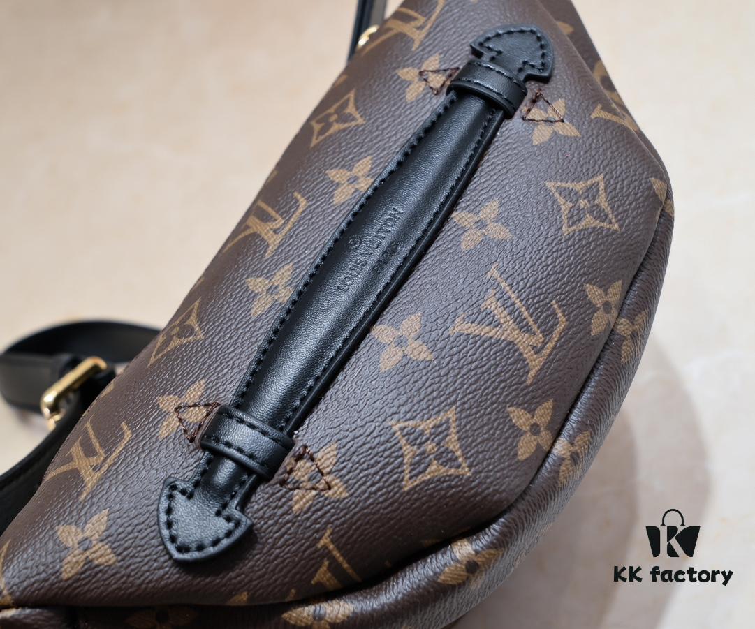 Exclusive Real Shot - Upgraded Version ‼️ Genuine Leather 🔥 Original Hardware with Full Steel Zipper Pulls 🐂 NEW WAVE Waist Bag M44812 Black White