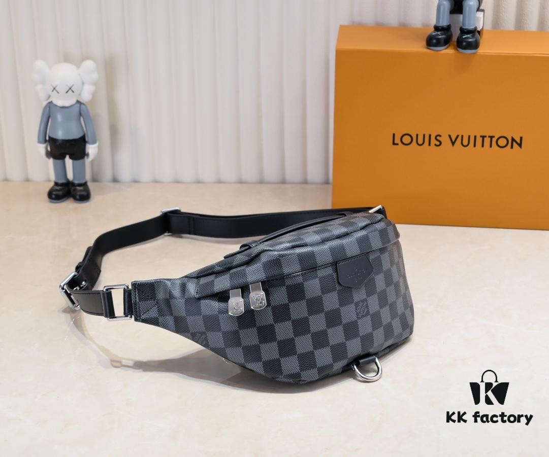 Exclusive Real Shot - Upgraded Version‼️ Genuine Cowhide Leather🔥 Original Hardware➕ Full Steel Zipper Pulls and Logo Badge🐂 NEW WAVE Waist Bag M44812 Black White🎏