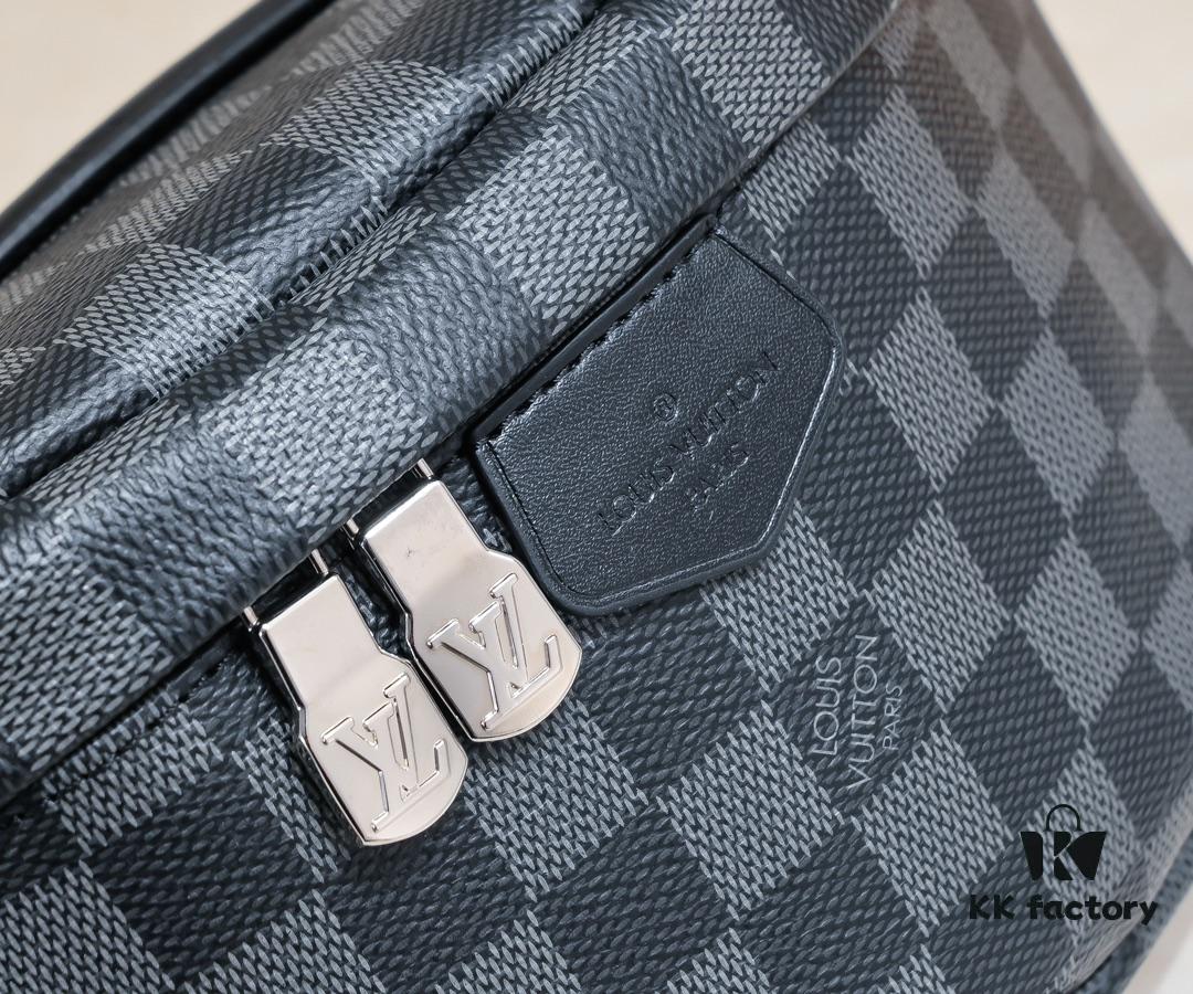 Exclusive Real Shot - Upgraded Version‼️ Genuine Cowhide Leather🔥 Original Hardware➕ Full Steel Zipper Pulls and Logo Badge🐂 NEW WAVE Waist Bag M44812 Black White🎏